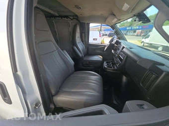 2020 Chevrolet Express 2500 Cargo Van 1WT 135.2" WB - miniatura 17