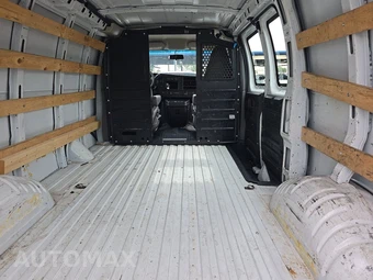 2020 Chevrolet Express 2500 Cargo Van 1WT 135.2" WB - miniatura 15