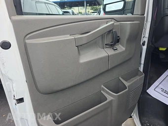 2020 Chevrolet Express 2500 Cargo Van 1WT 135.2" WB - miniatura 9