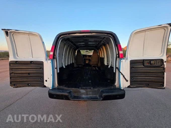 2020 Chevrolet Express 2500 Cargo Van 1WT 135.2" WB - miniatura 11