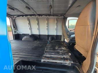 2020 Chevrolet Express 2500 Cargo Van 1WT 135.2" WB - miniatura 15