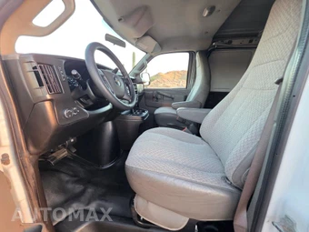 2020 Chevrolet Express 2500 Cargo Van 1WT 135.2" WB - miniatura 9