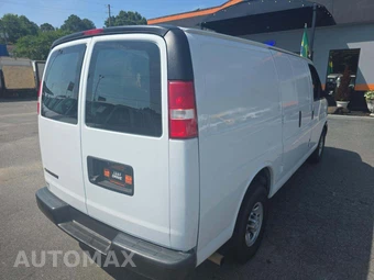 2020 Chevrolet Express 2500 Cargo Van 1WT 135.2" WB – miniatura 3