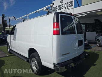 2020 Chevrolet Express 2500 Cargo Van 1WT 135.2" WB - miniatura 2