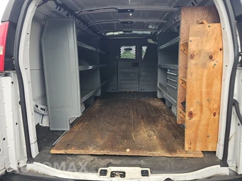 2020 Chevrolet Express 2500 Cargo Van 1WT 135.2" WB - miniatura 17