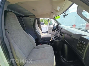 2020 Chevrolet Express 2500 Cargo Van 1WT 135.2" WB - miniatura 18