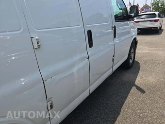 2020 Chevrolet Express 2500 Cargo Van 1WT 135.2" WB - miniatura 32