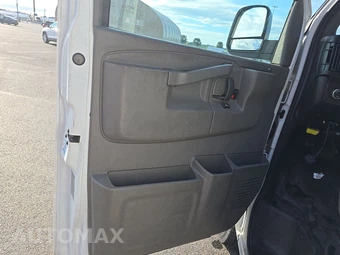 2020 Chevrolet Express 2500 Cargo Van 1WT 135.2" WB – miniatura 9