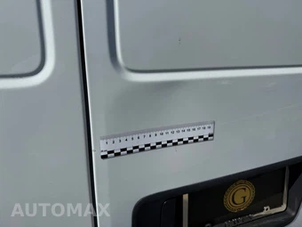 2020 Chevrolet Express 2500 Cargo Van 1WT 135.2" WB - miniatura 16