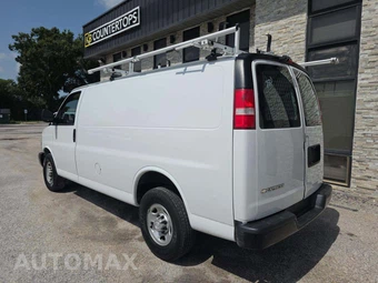 2020 Chevrolet Express 2500 Cargo Van 1WT 135.2" WB – miniatura 2