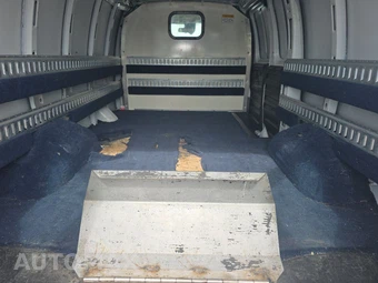 2020 Chevrolet Express 2500 Cargo Van 1WT 135.2" WB – miniatura 15