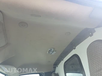 2020 Chevrolet Express 2500 Cargo Van 1WT 135.2" WB – miniatura 16