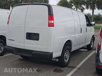 2020 Chevrolet Express 2500 Cargo Van 1WT 135.2" WB – miniatura 3