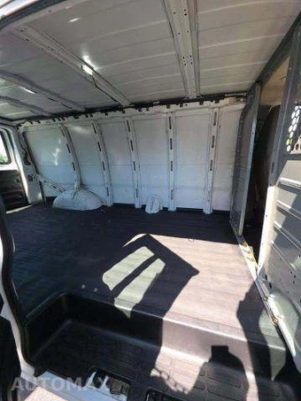 2020 Chevrolet Express 2500 Cargo Van 1WT 155.2" WB - miniatura 16