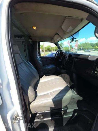 2020 Chevrolet Express 2500 Cargo Van 1WT 155.2" WB - miniatura 18