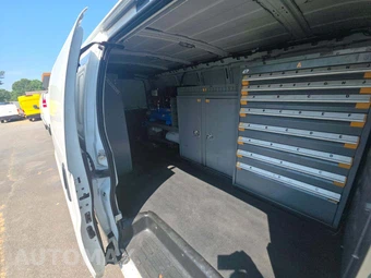 2020 Chevrolet Express 3500 Cargo Van 1WT 155.2" WB – miniatura 15