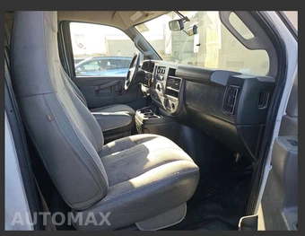 2020 Chevrolet Express 3500 Cargo Van 1WT 155.2" WB - miniatura 4