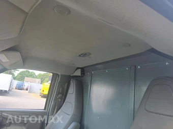 2020 Chevrolet Express 3500 Cargo Van 1WT 155.2" WB - miniatura 11