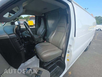 2020 Chevrolet Express 3500 Cargo Van 1WT 155.2" WB - miniatura 6