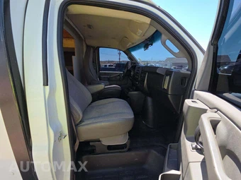 2020 Chevrolet Express 3500 Cutaway 1WT - miniatura 14