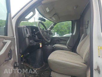 2020 Chevrolet Express 3500 Cutaway 1WT - miniatura 7