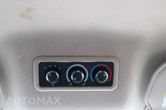 2020 Chevrolet Express 3500 Passenger Van LS 1LS 155.1" WB - miniatura 24