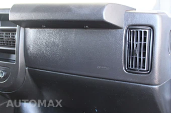 2020 Chevrolet Express 3500 Passenger Van LS 1LS 155.1" WB - miniatura 26