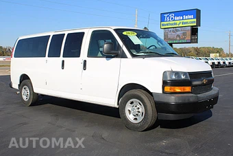 2020 Chevrolet Express 3500 Passenger Van LS 1LS 155.1" WB - miniatura 3