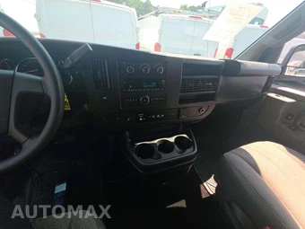 2020 Chevrolet Express 3500 Passenger Van LT 1LT 155.1" WB - miniatura 10