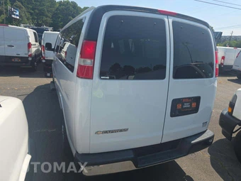 2020 Chevrolet Express 3500 Passenger Van LT 1LT 155.1" WB - miniatura 2