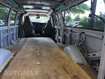 2020 Chevrolet Express 3500 Passenger Van LT 1LT 155.1" WB - miniatura 14