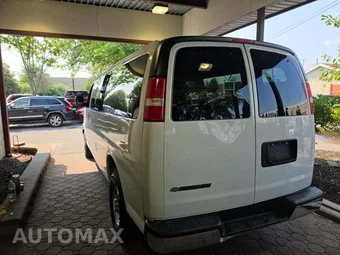2020 Chevrolet Express 3500 Passenger Van LT 1LT 155.1" WB - miniatura 2