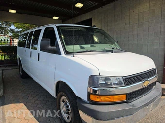 2020 Chevrolet Express 3500 Passenger Van LT 1LT 155.1" WB - miniatura 4
