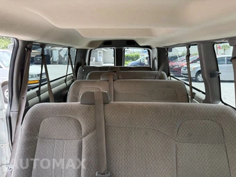 2020 Chevrolet Express 3500 Passenger Van LT 1LT 155.1" WB - miniatura 20