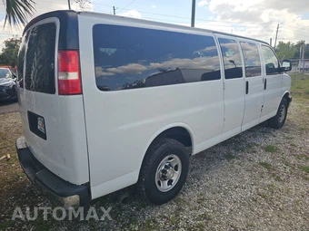 2020 Chevrolet Express 3500 Passenger Van LT 1LT 155.1" WB - miniatura 4