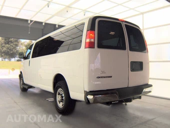 2020 Chevrolet Express 3500 Passenger Van LT 1LT 155.1" WB - miniatura 6