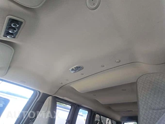 2020 Chevrolet Express 3500 Passenger Van LT 1LT 155.1" WB - miniatura 11
