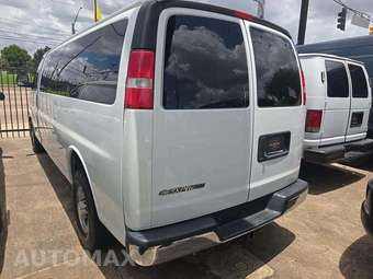 2020 Chevrolet Express 3500 Passenger Van LT 1LT 155.1" WB - miniatura 2