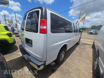 2020 Chevrolet Express 3500 Passenger Van LT 1LT 155.1" WB - miniatura 3
