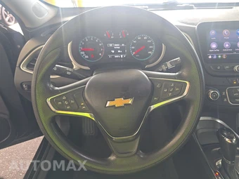 2020 Chevrolet Malibu LS 1FL – miniatura 10