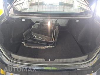 2020 Chevrolet Malibu LS 1FL – miniatura 16