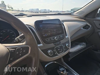 2020 Chevrolet Malibu LS 1FL – miniatura 11