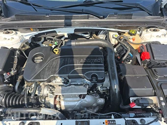 2020 Chevrolet Malibu LS 1FL – miniatura 16