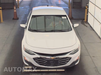 2020 Chevrolet Malibu LS 1FL – miniatura 2