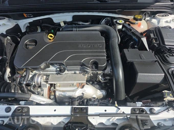 2020 Chevrolet Malibu LS 1FL - miniatura 15