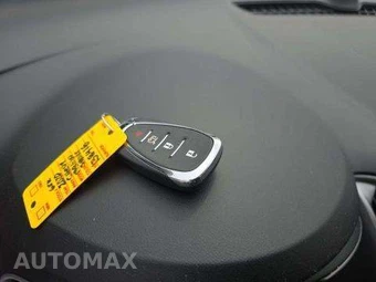 2020 Chevrolet Malibu LS 1FL – miniatura 8