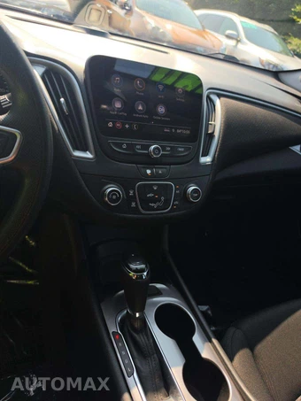 2020 Chevrolet Malibu LS 1LS – miniatura 10
