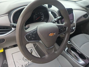 2020 Chevrolet Malibu LS 1LS – miniatura 10