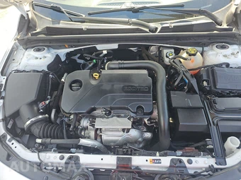 2020 Chevrolet Malibu LS 1LS – miniatura 15