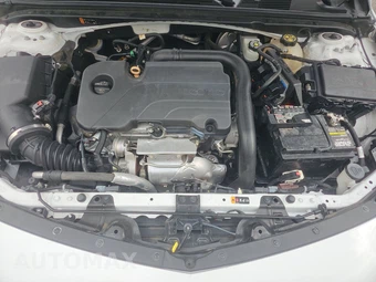 2020 Chevrolet Malibu LS 1LS – miniatura 15